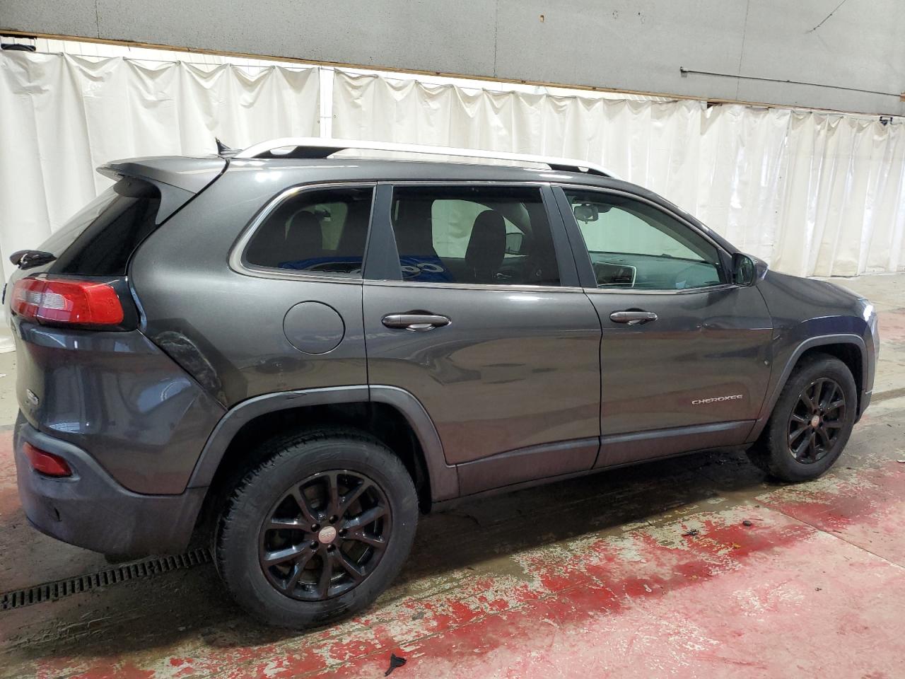 2014 Jeep Grand Cherokee - Image 3