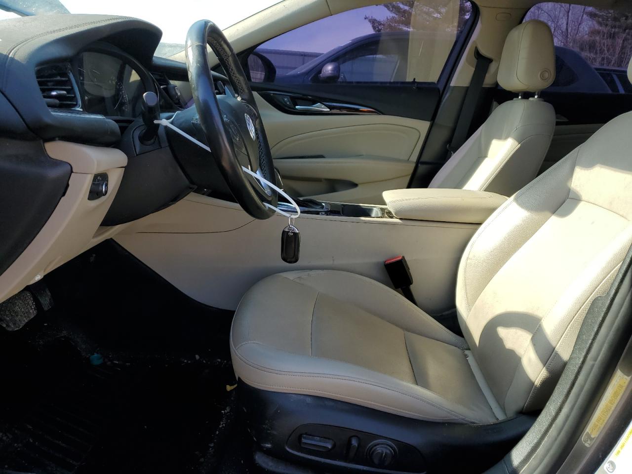 2019 Buick Regal Essence VIN: W04GP6SX6K1041036 Lot: 46588035