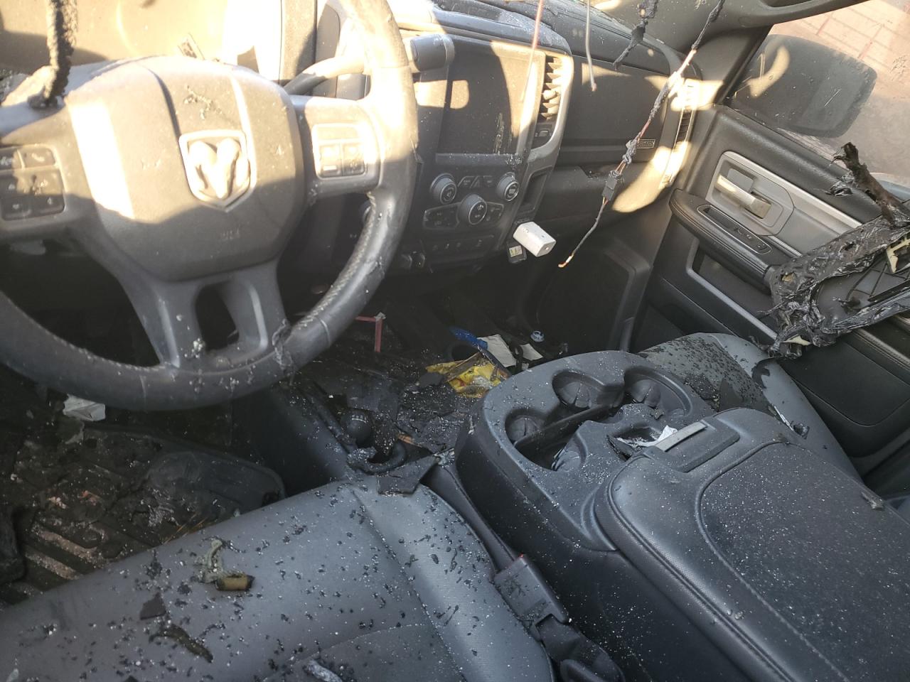 2018 RAM 2500 - Image 8