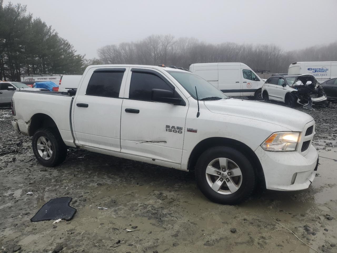 2016 RAM 1500 - Image 4