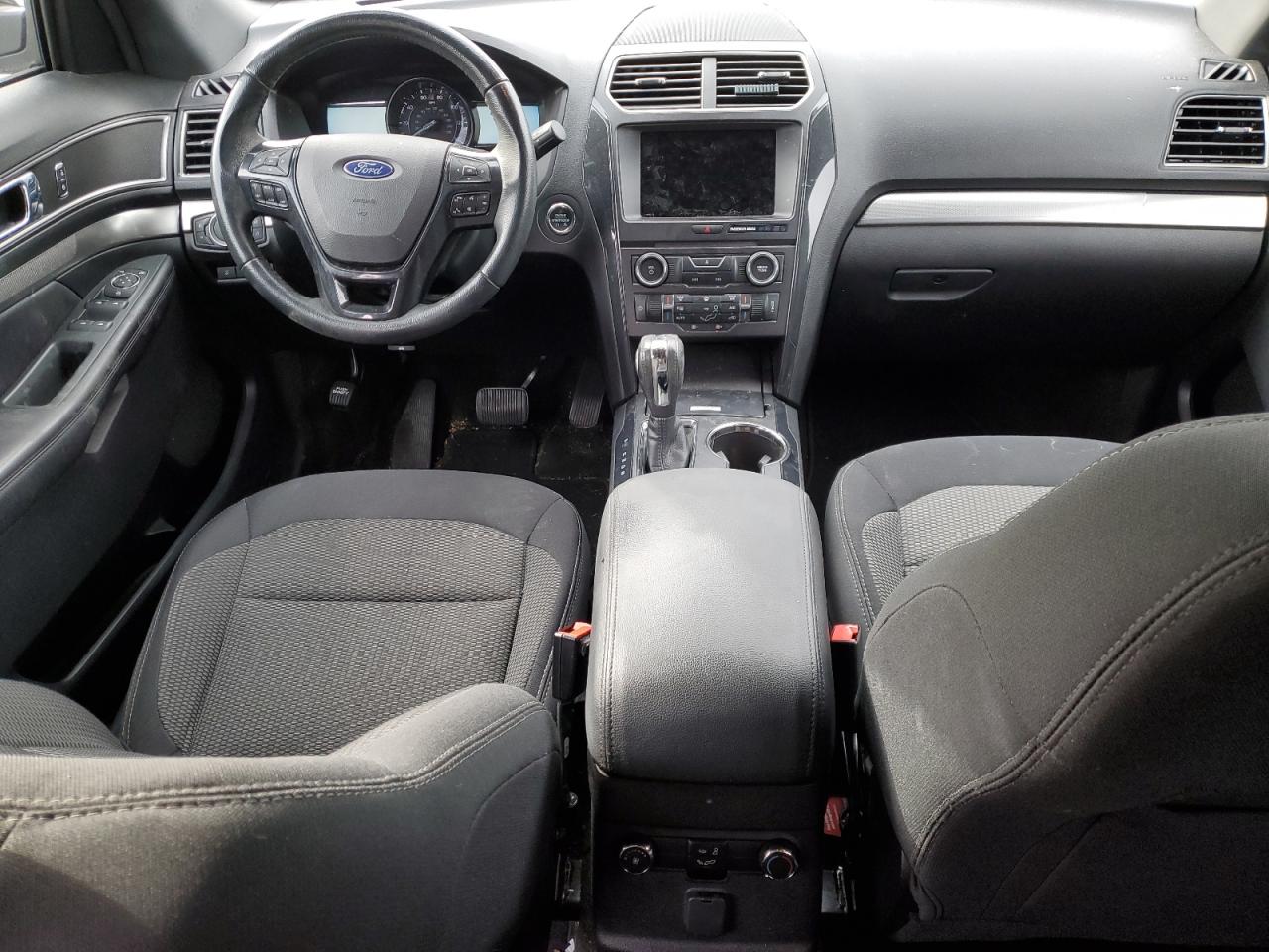 2018 Ford Explorer - Image 8