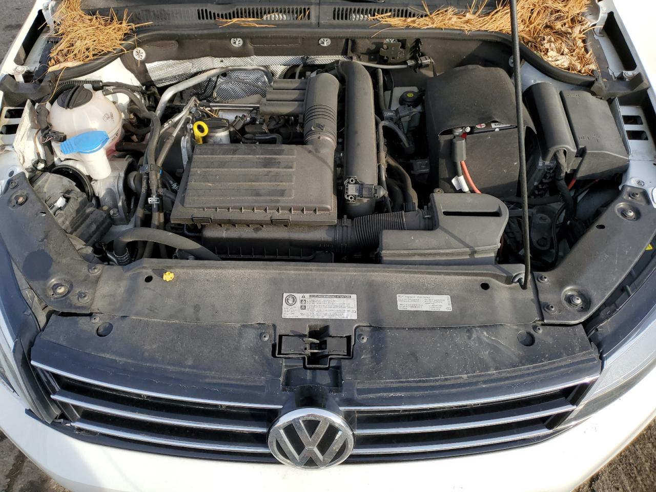 2017 Volkswagen Jetta - Image 12