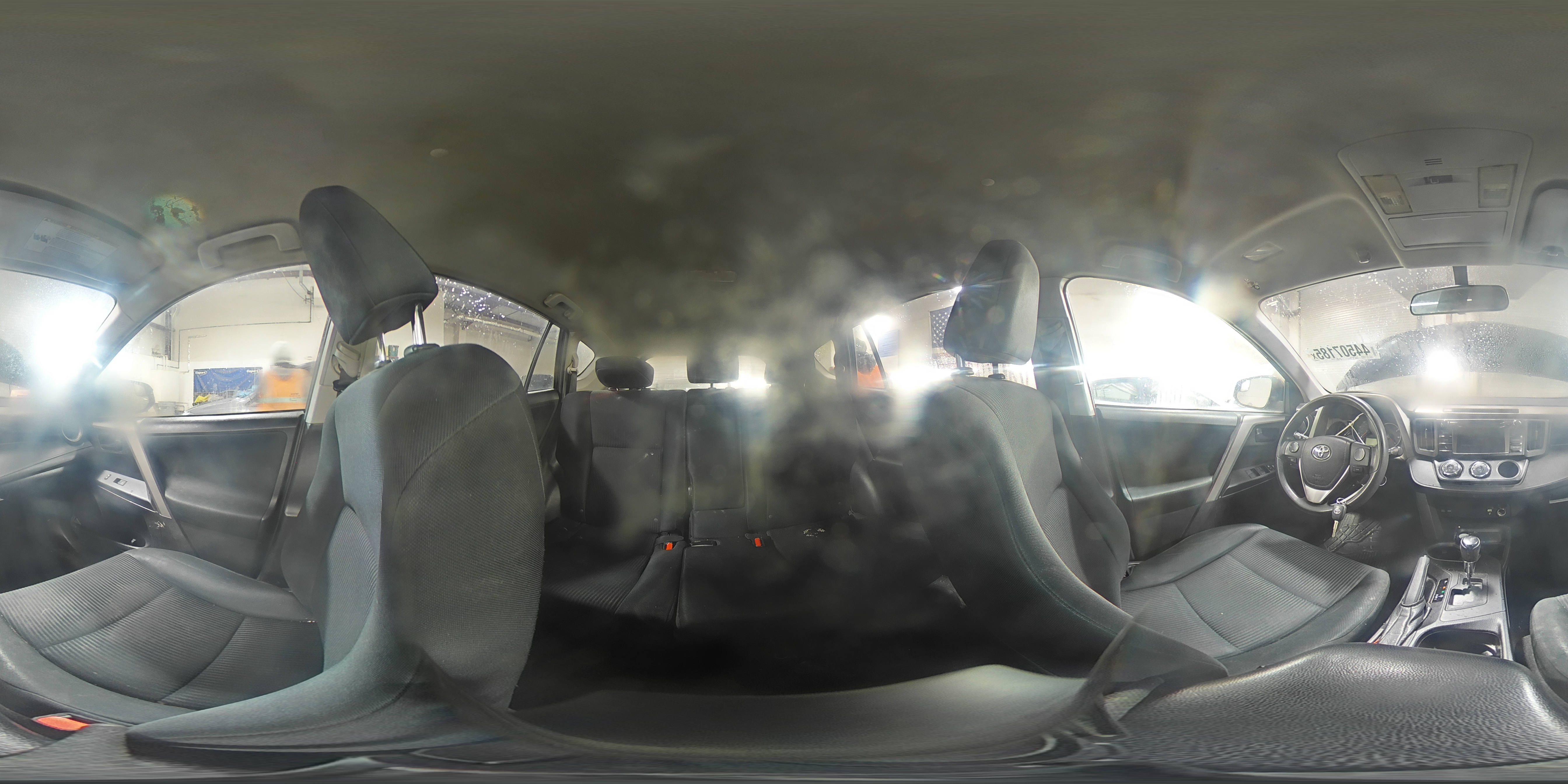 2016 Toyota RAV 4 - Image 15