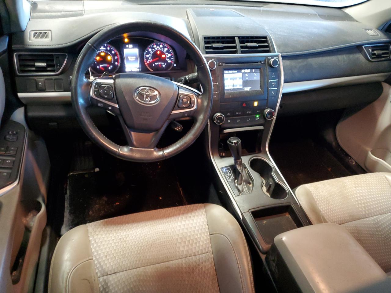 2015 Toyota Camry - Image 8