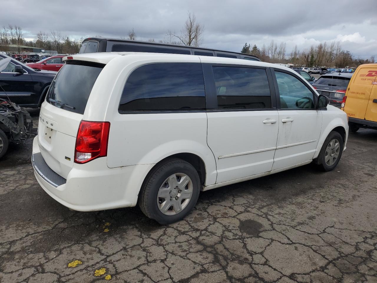 2012 Dodge Caravan - Image 3
