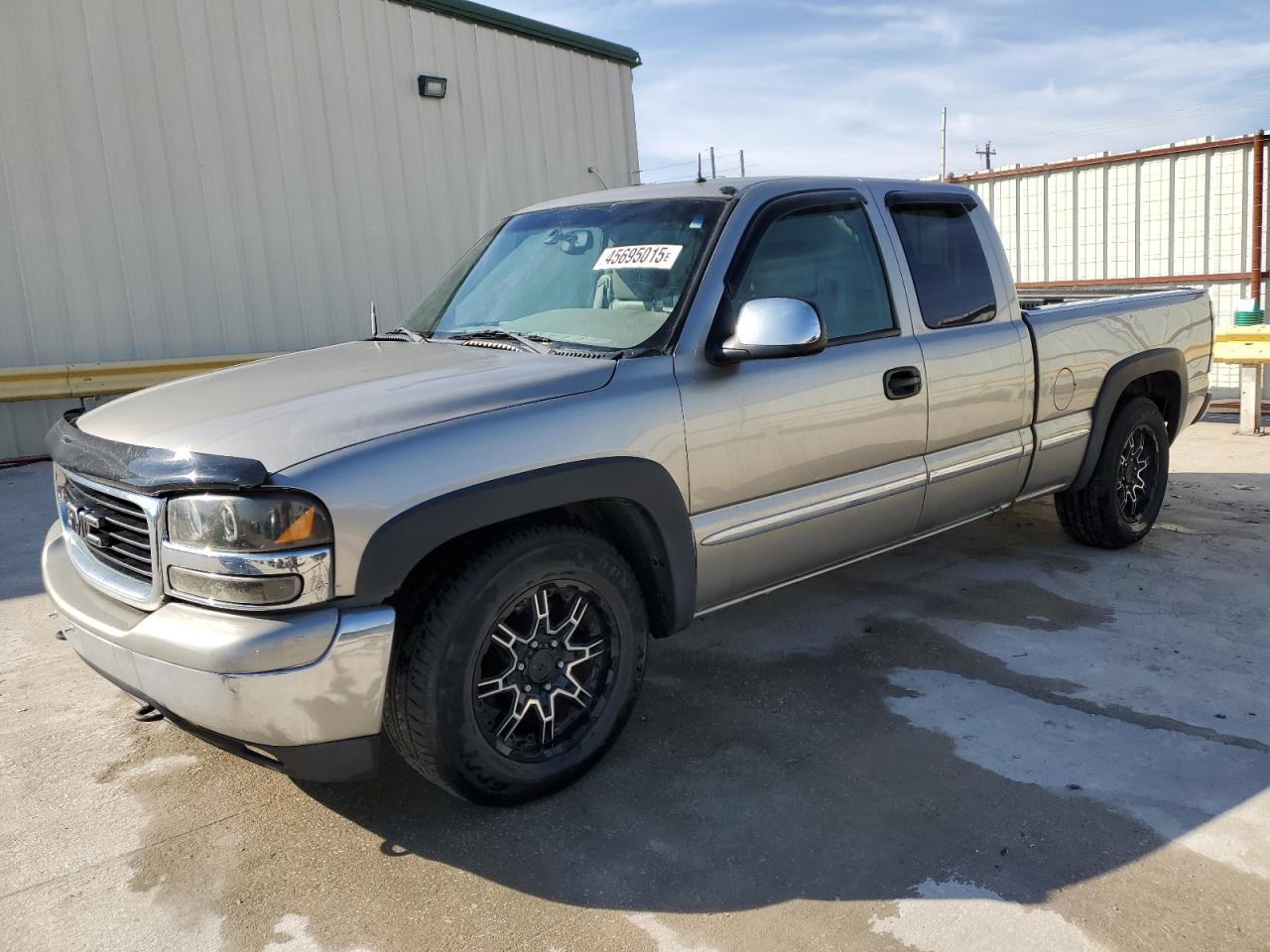 2002 GMC Sierra - Image 1