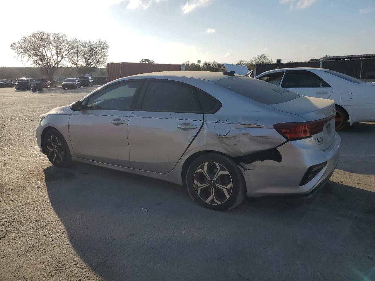 2019 Kia Forte - Image 2