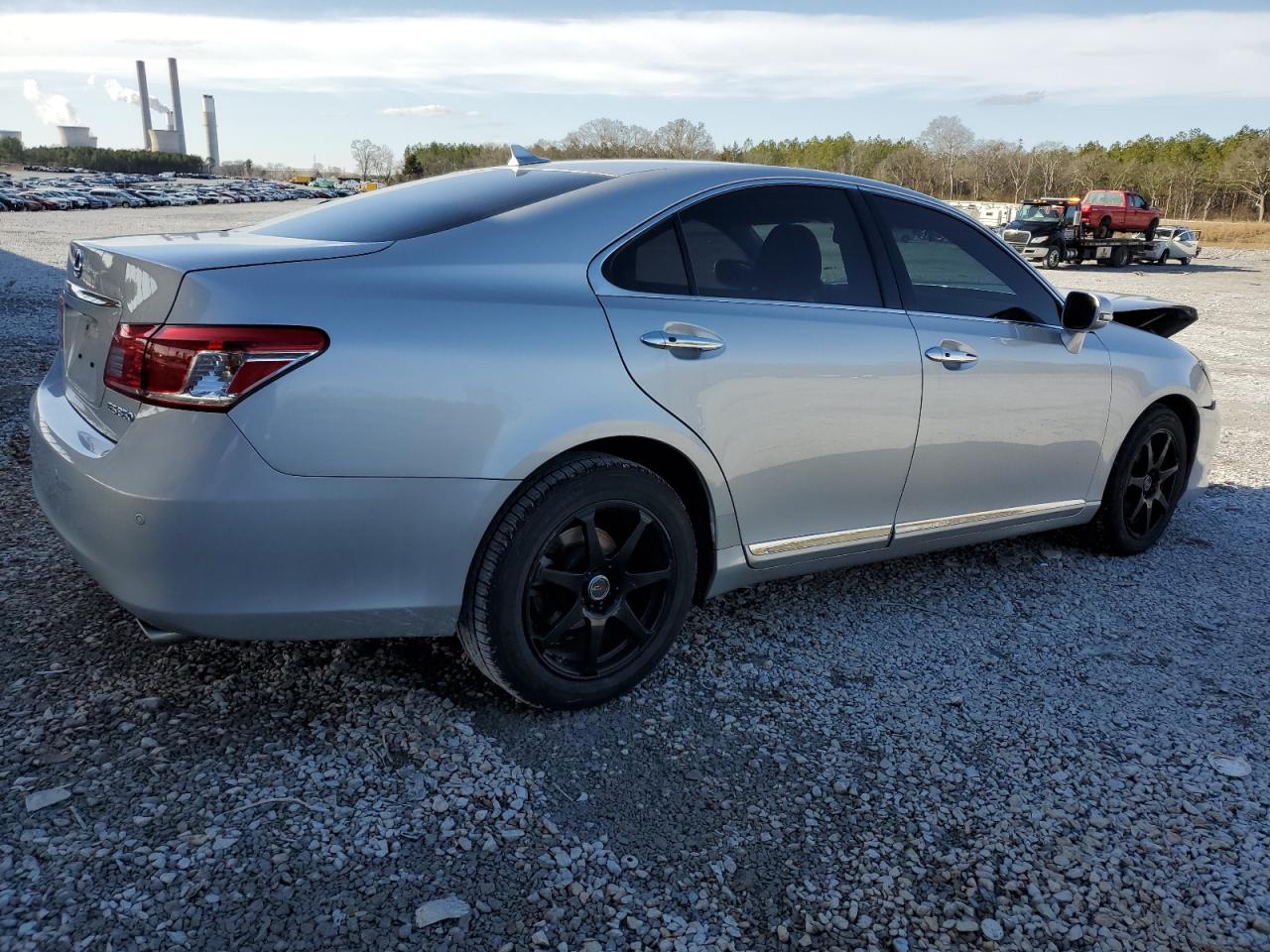 2011 Lexus ES - Image 3