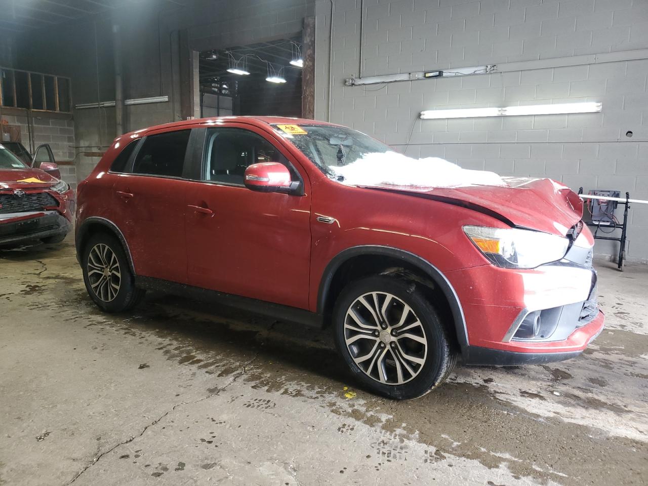 2016 Mitsubishi Outlander - Image 4