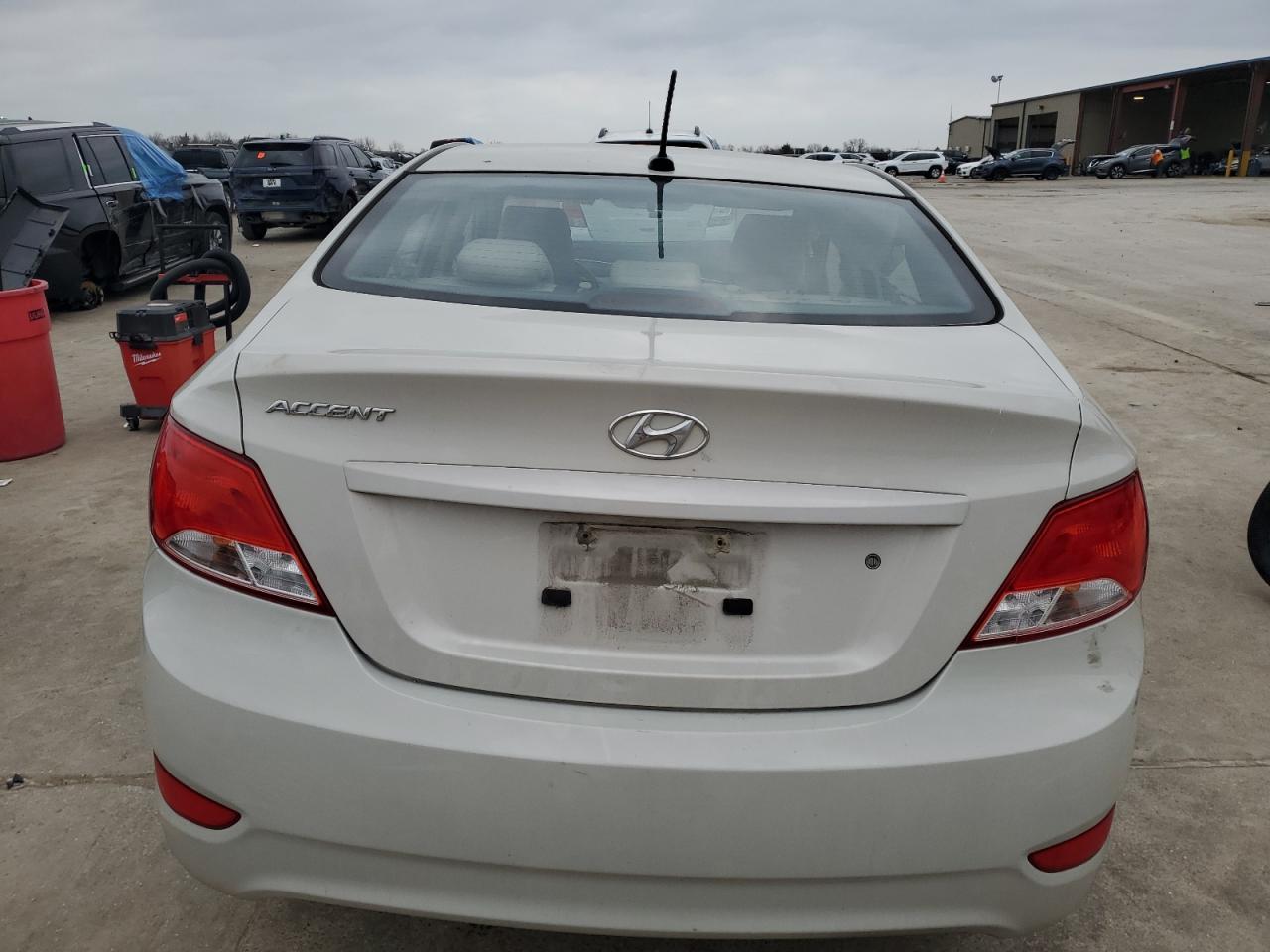 2016 Hyundai Accent - Image 6