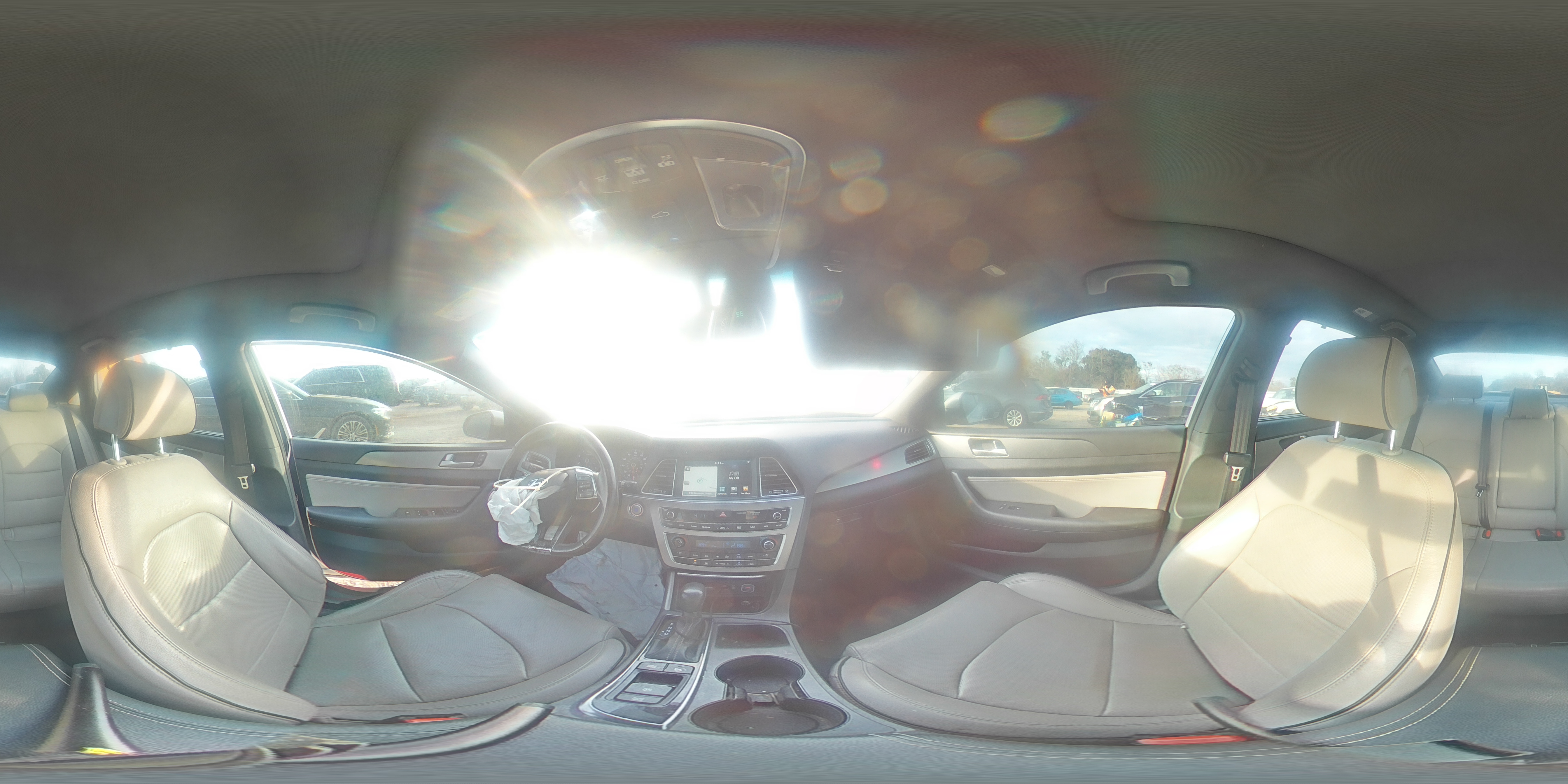 2015 Hyundai Sonata - Image 12