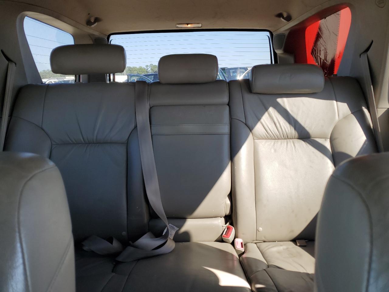 2005 Toyota 4Runner - Image 10