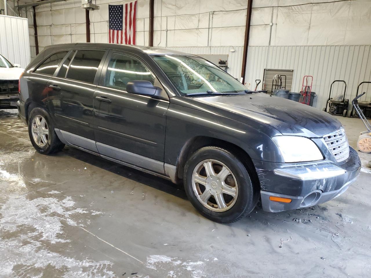 2004 Chrysler Pacifica - Image 4