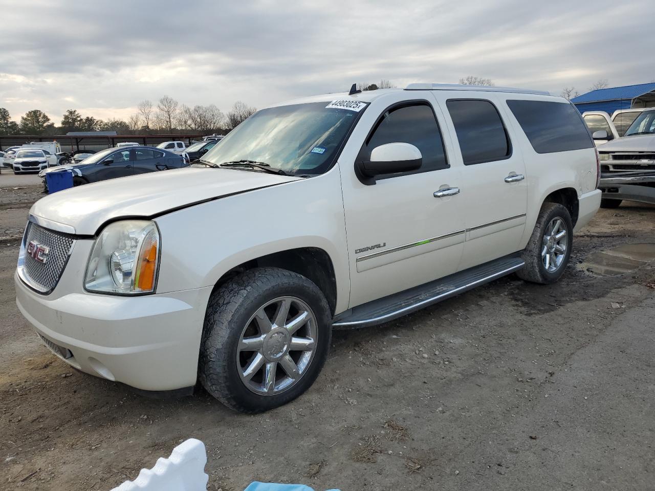 2013 GMC Yukon - Image 1