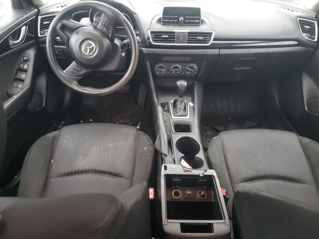 2014 Mazda 3 - Image 8