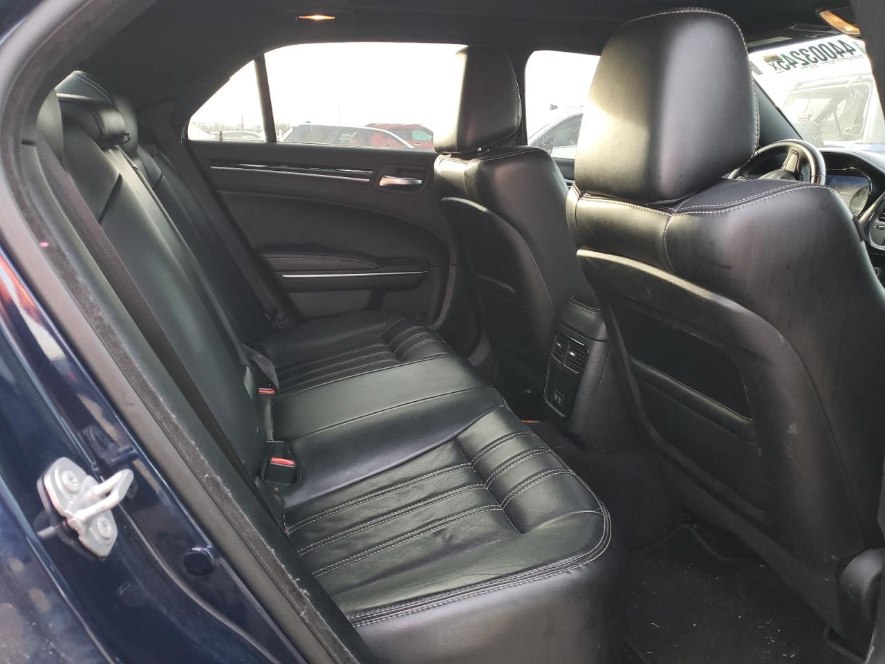 2017 Chrysler 300 - Image 11
