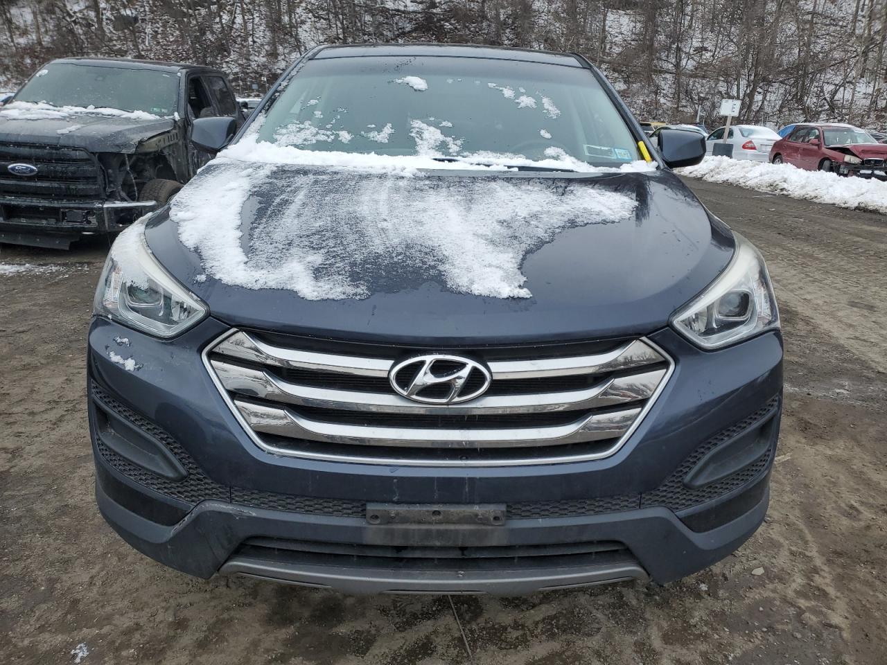 2015 Hyundai Santa Fe - Image 5