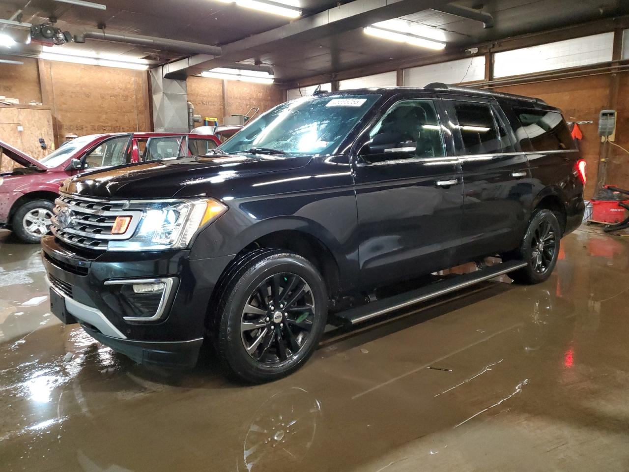 2019 Ford Expedition - Image 1