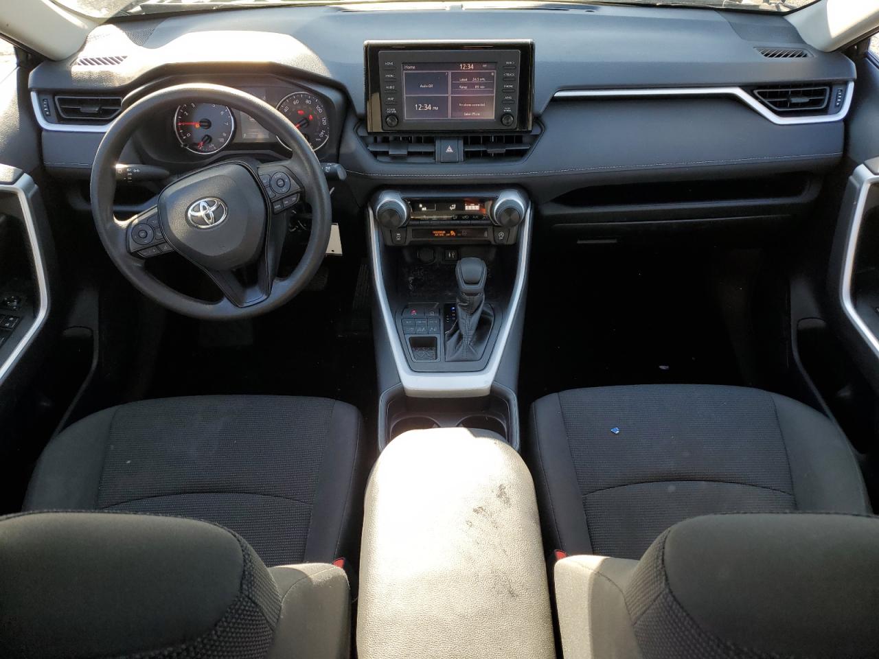 2019 Toyota RAV 4 - Image 8