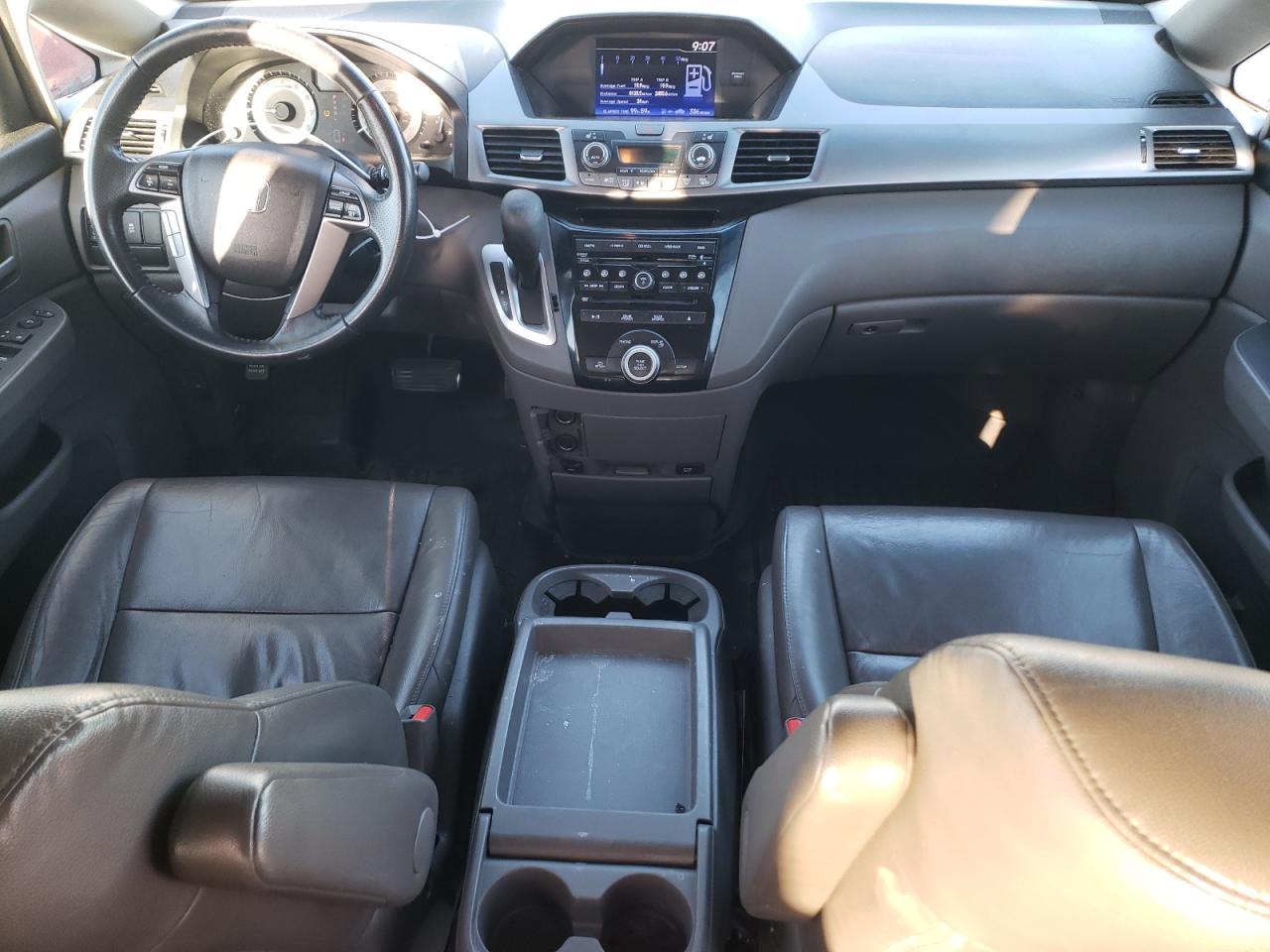 2011 Honda Odyssey - Image 8