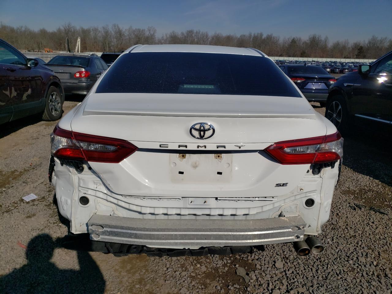 2018 Toyota Camry - Image 6