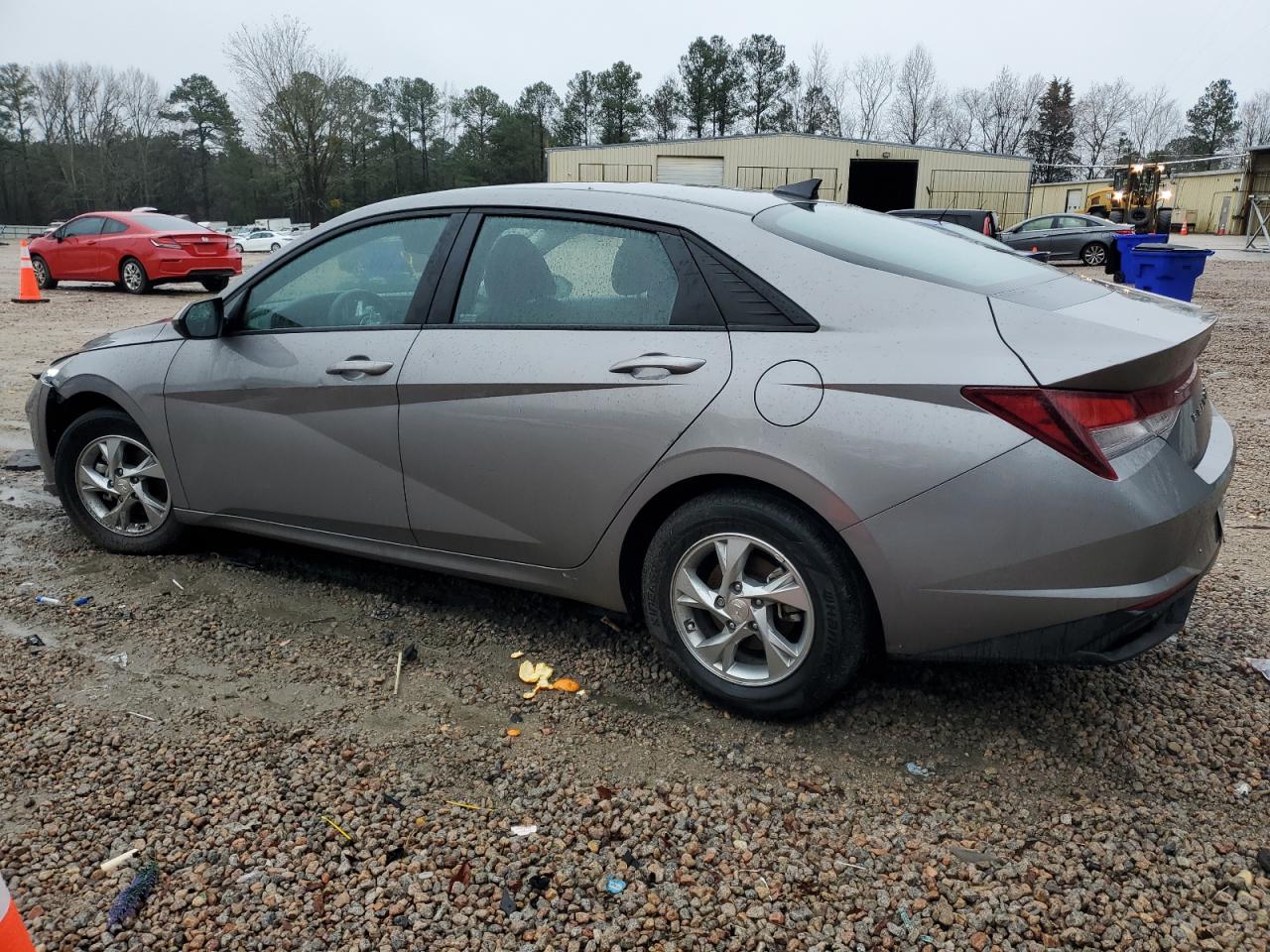 2023 Hyundai Elantra - Image 2