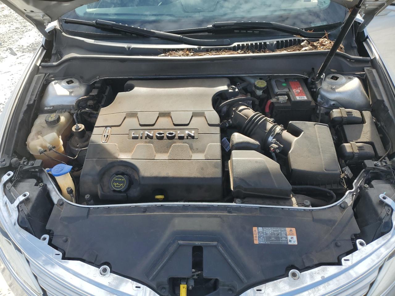 2014 Lincoln MKZ - Image 11