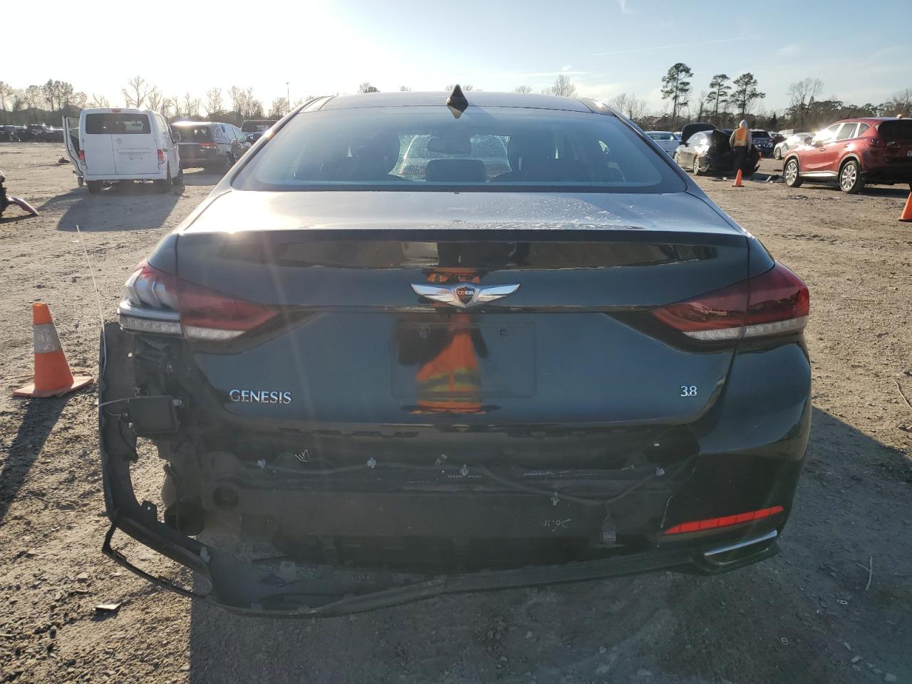 2015 Hyundai Genesis - Image 6
