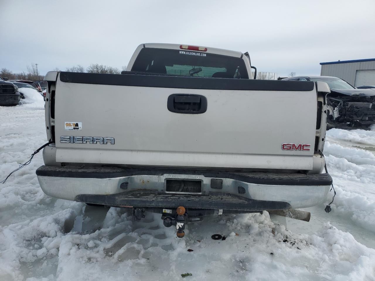 2004 GMC Sierra - Image 6
