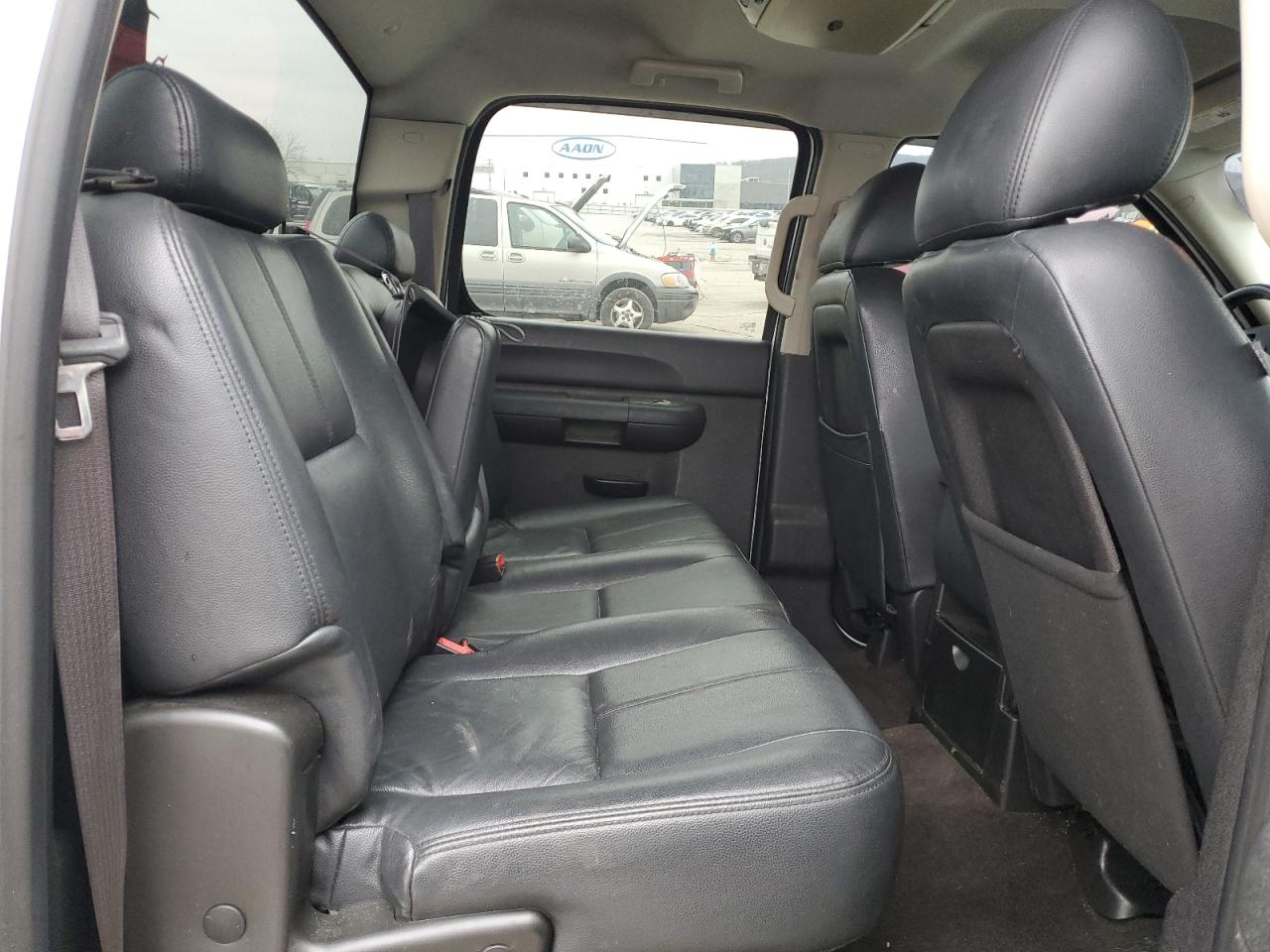 2013 GMC Sierra - Image 11