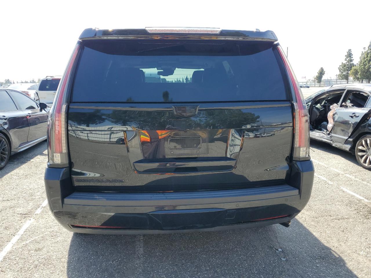 2015 Cadillac Escalade - Image 6