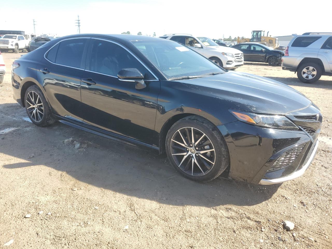 2022 Toyota Camry - Image 4