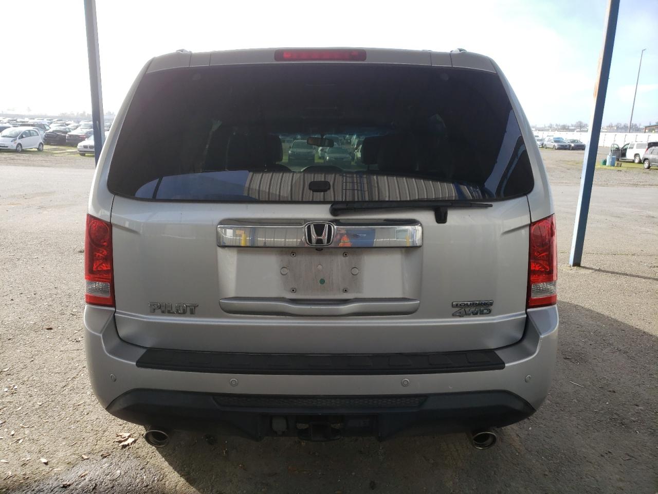 2014 Honda Pilot - Image 6