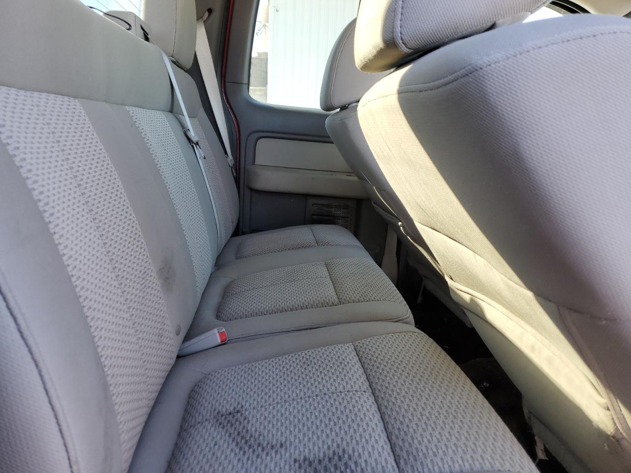 2010 Ford F-150 - Image 10