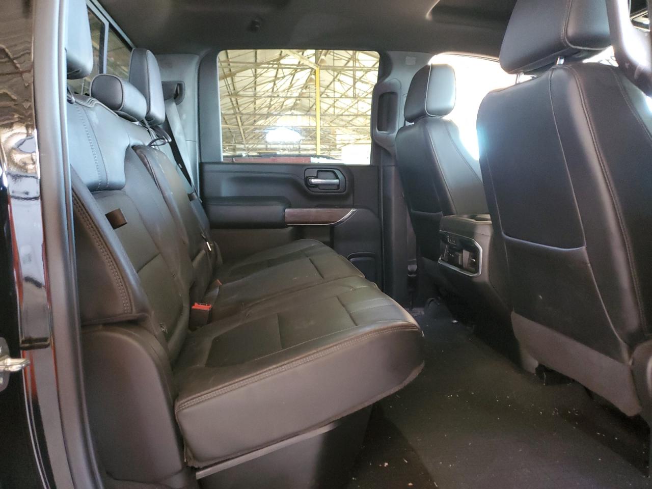 2021 Chevrolet Silverado - Image 10