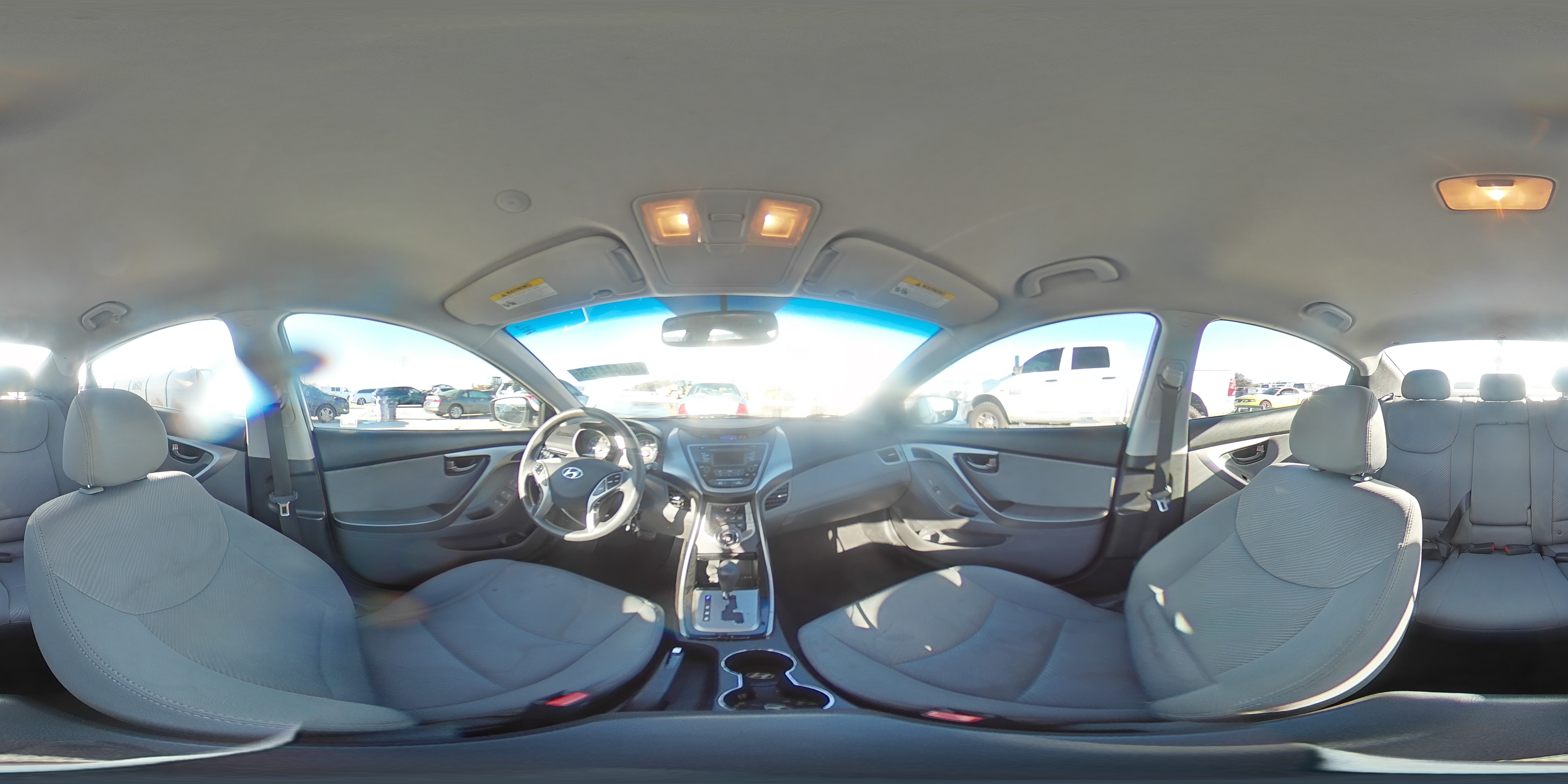 2013 Hyundai Elantra - Image 14