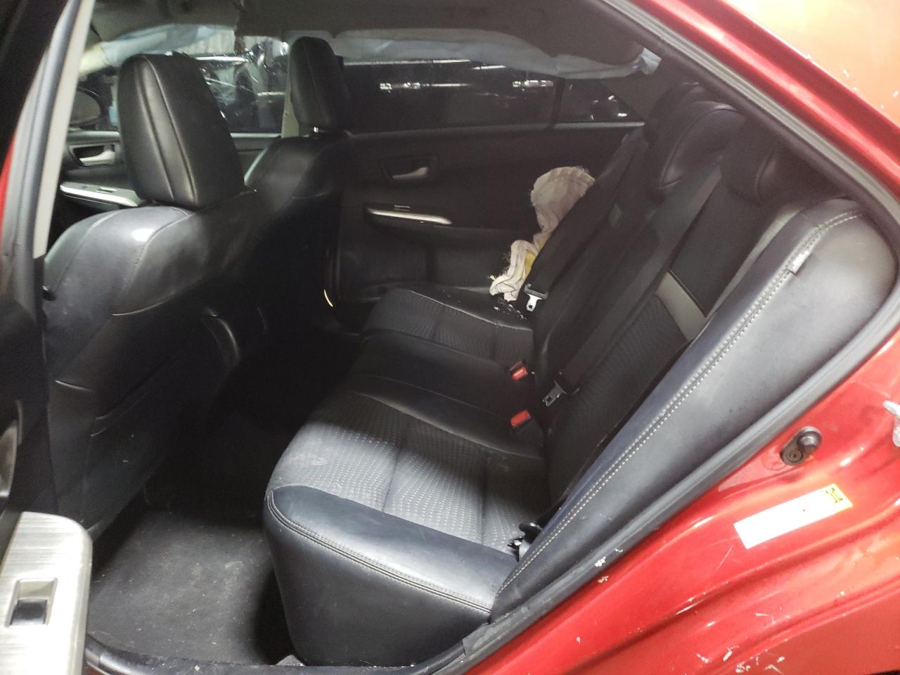 2012 Toyota Camry - Image 10