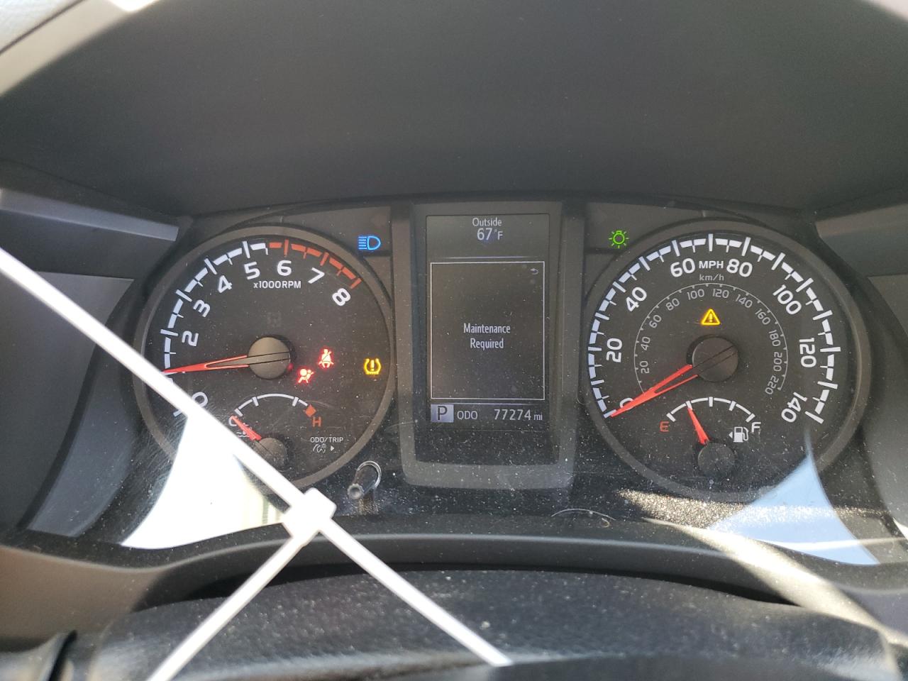 2020 Toyota Tacoma - Image 9
