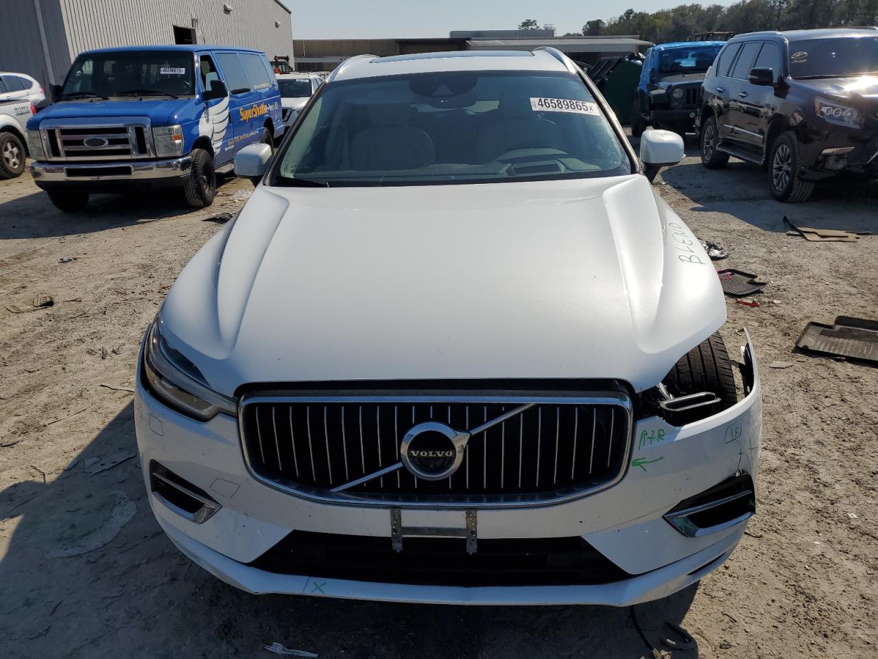 2018 Volvo XC60 - Image 5