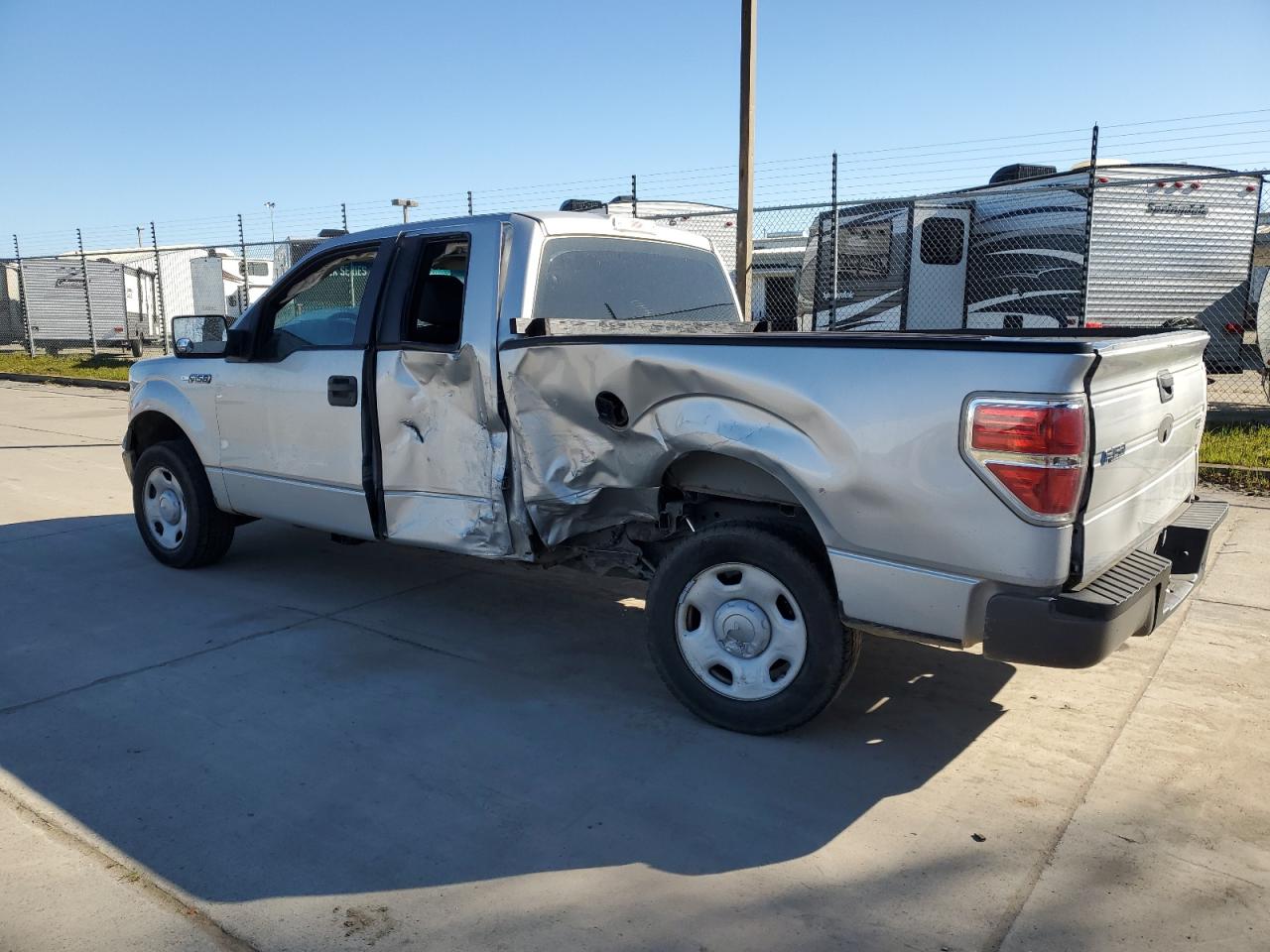 2009 Ford F-150 - Image 2