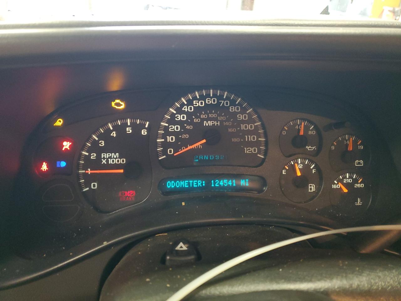 2005 Chevrolet Silverado - Image 9
