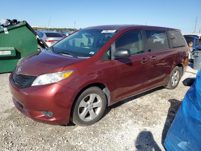 2014 Toyota Sienna 