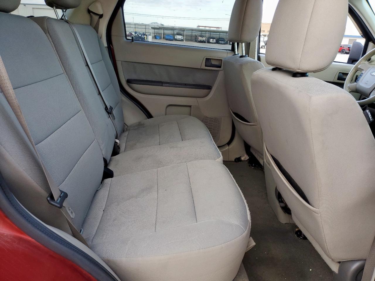 2012 Ford Escape - Image 10