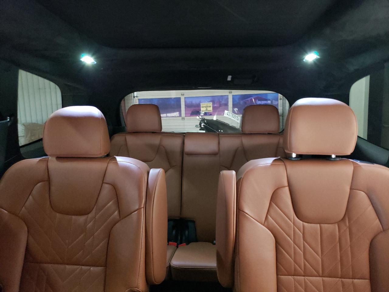 2024 Kia Telluride - Image 10