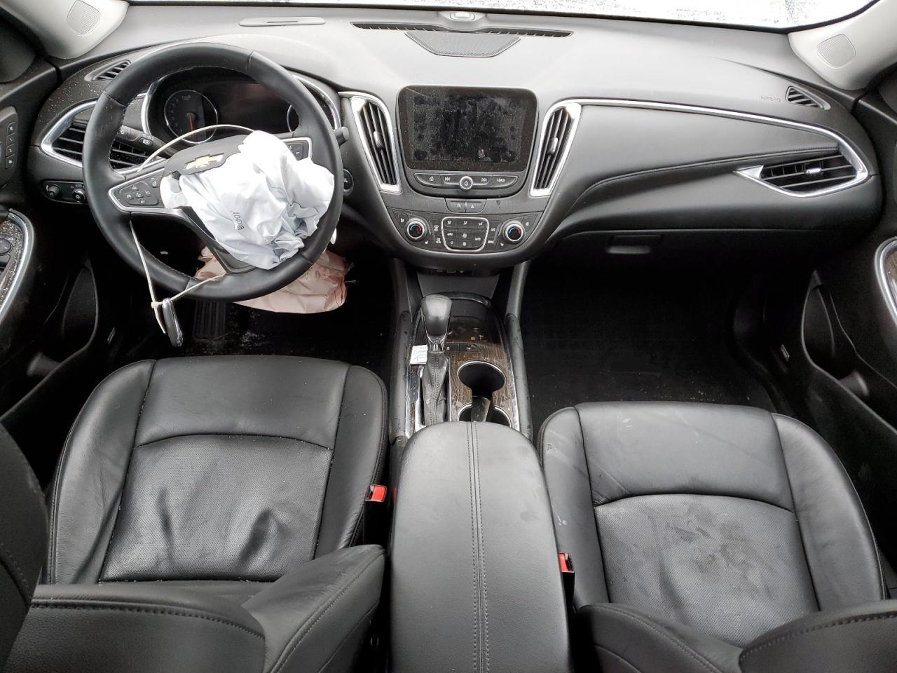 2023 Chevrolet Malibu - Image 8