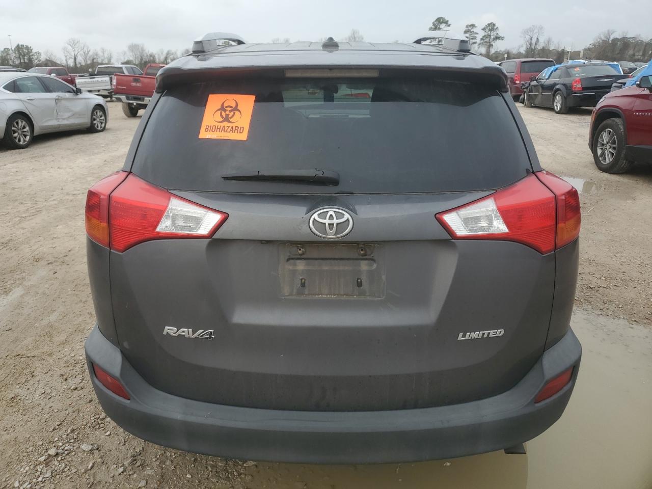 2015 Toyota RAV 4 - Image 6