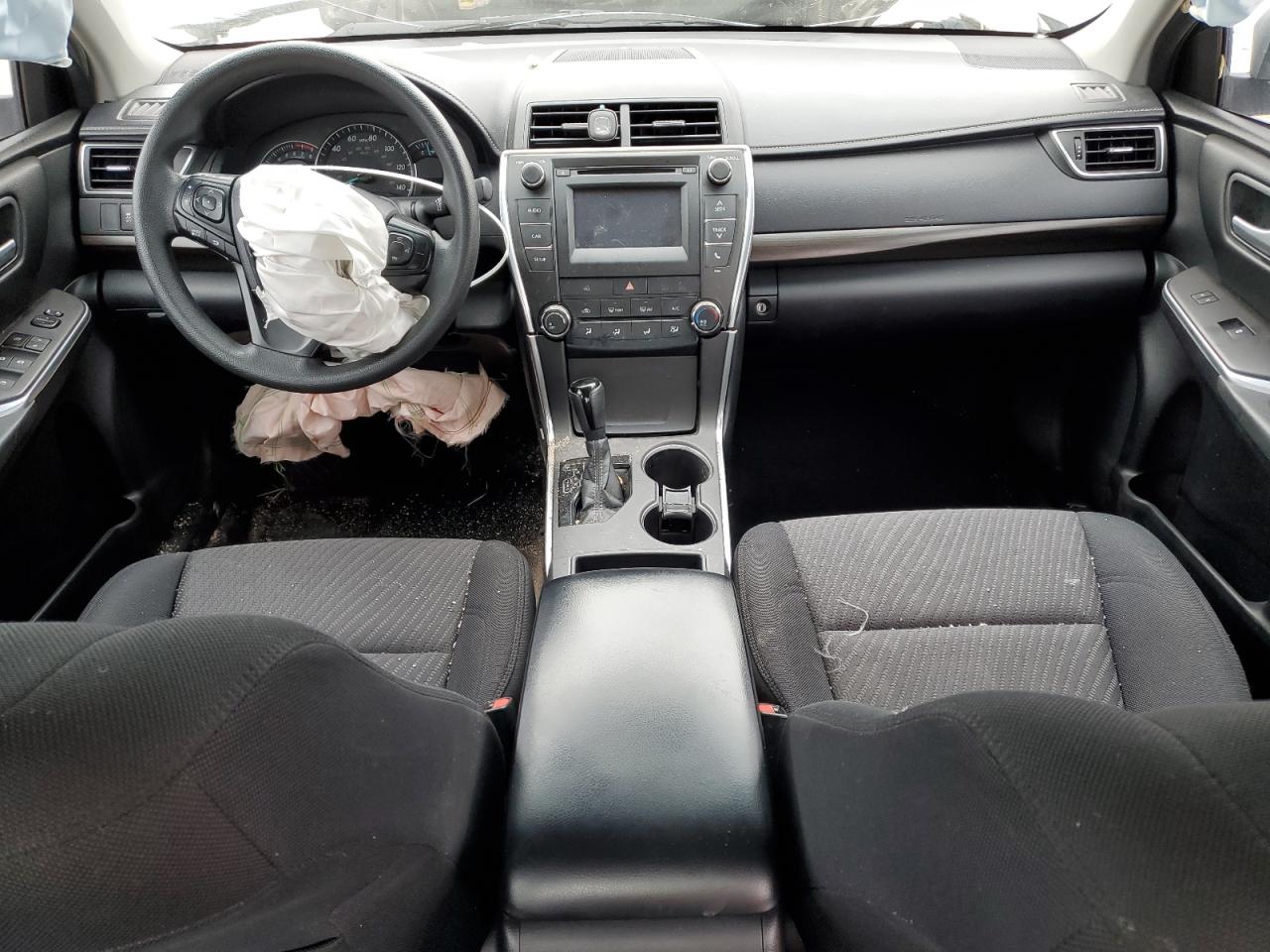 2015 Toyota Camry - Image 8