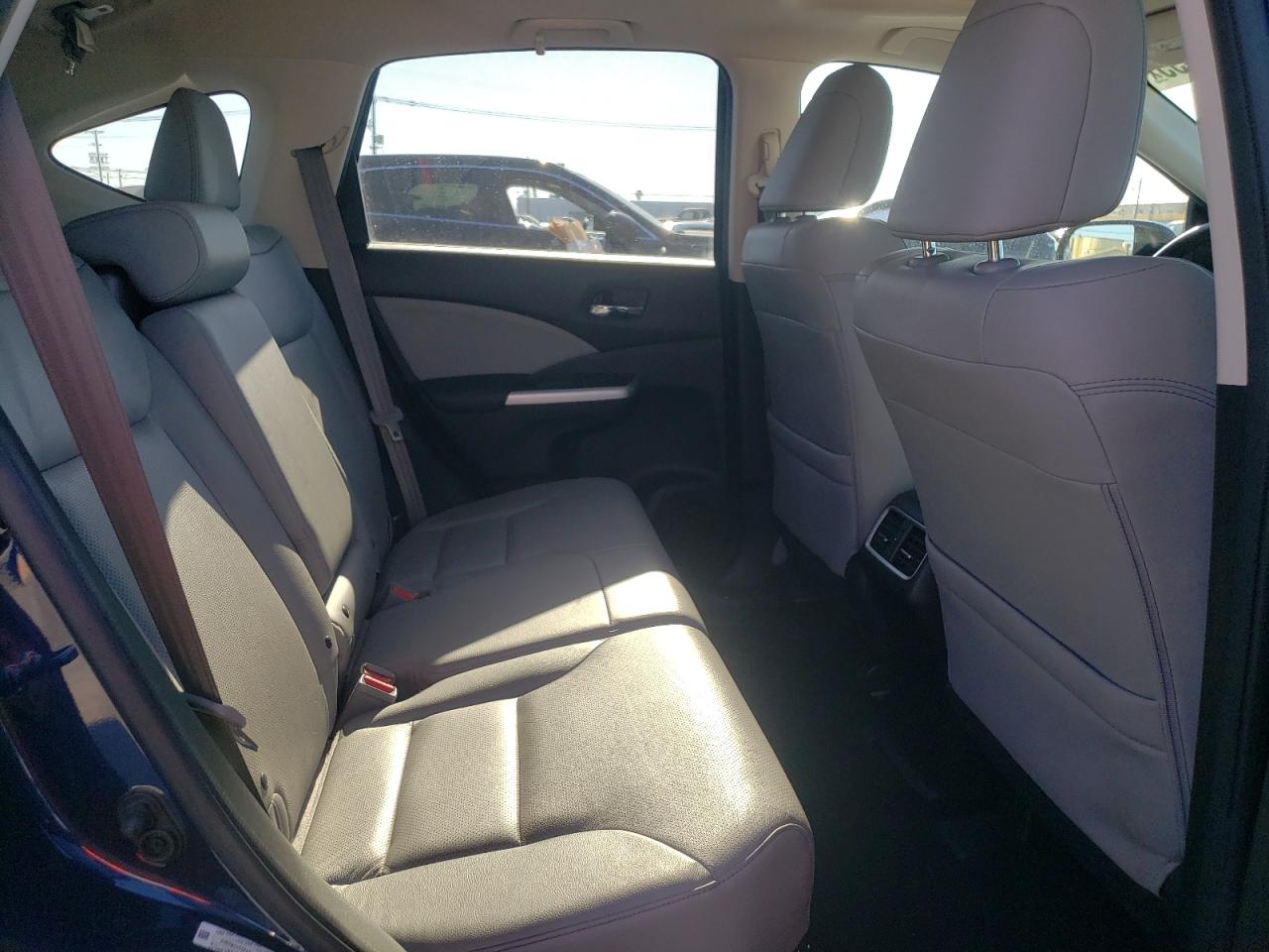 2015 Honda CR-V - Image 11