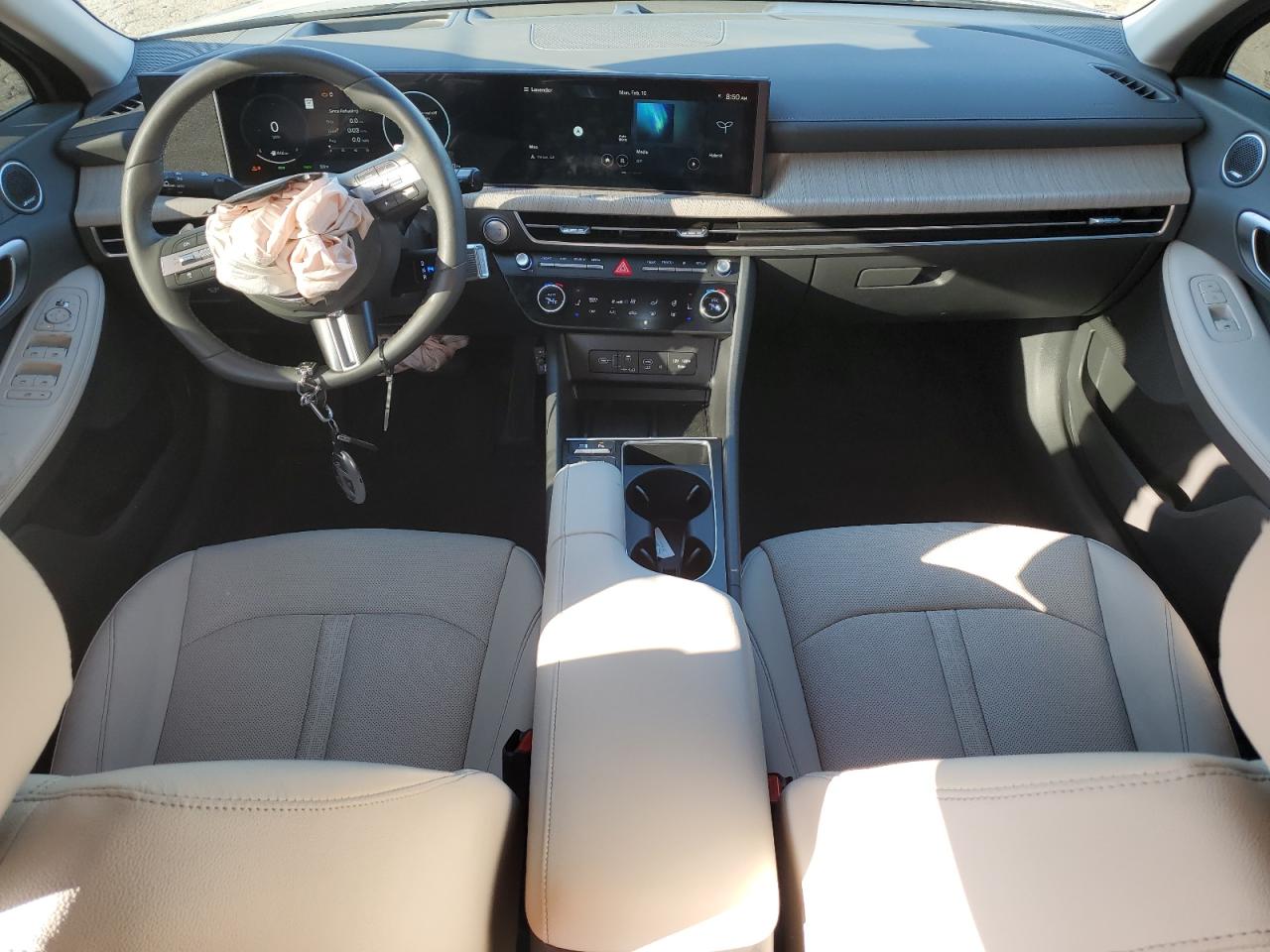 2024 Hyundai Sonata - Image 8