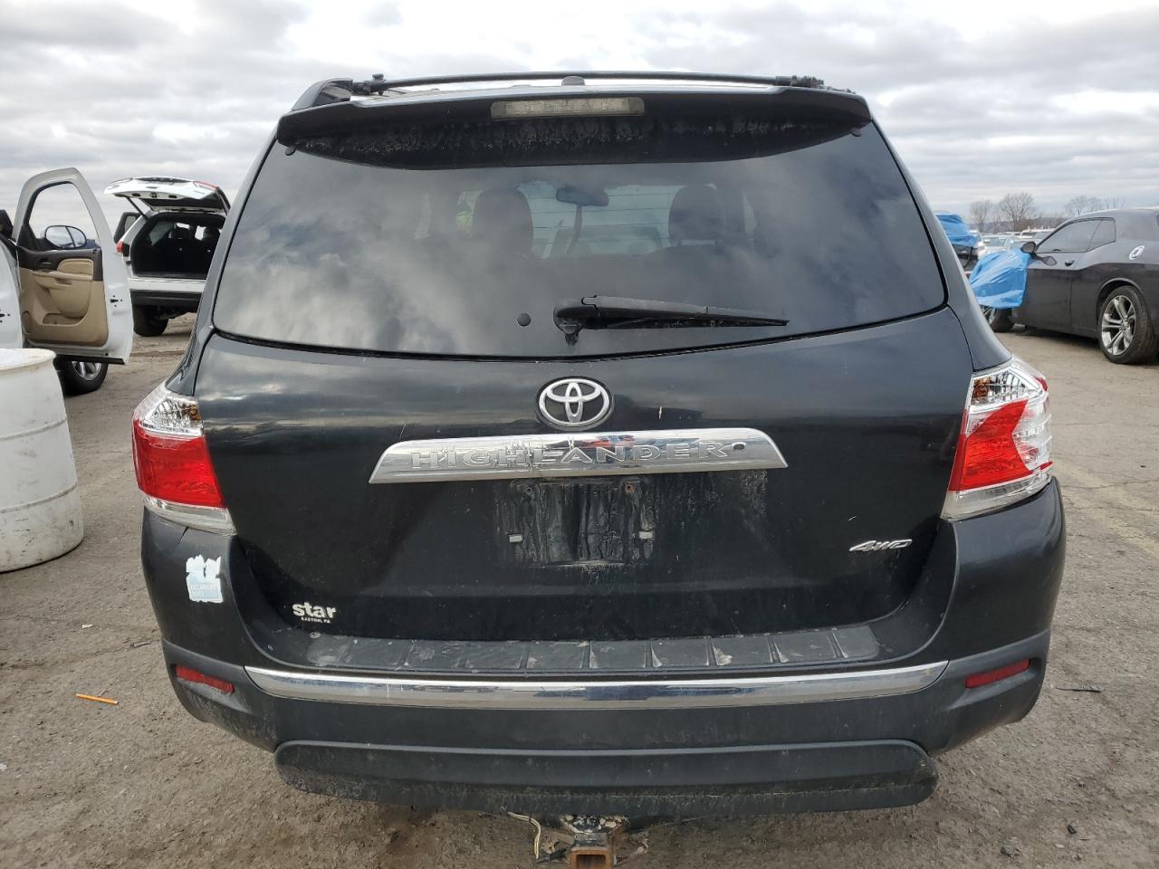 2012 Toyota Highlander - Image 6